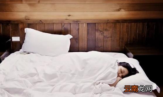 揭示错误的七种睡眠方式 正确的睡眠与养生