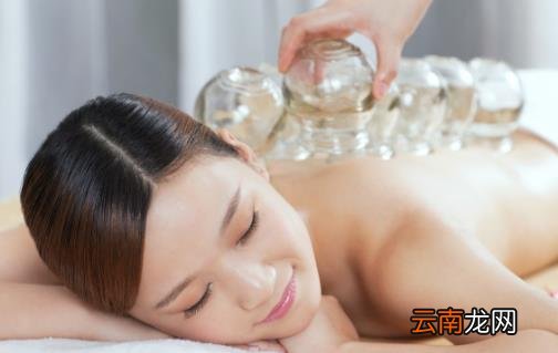 拔火罐并非人人适合 有的人拔火罐等于在自残
