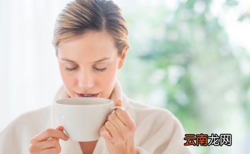 敲打经络养生 推荐给你新潮的排毒方法