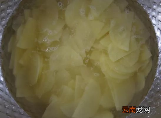 土豆片的做法 简单好吃土豆片制作