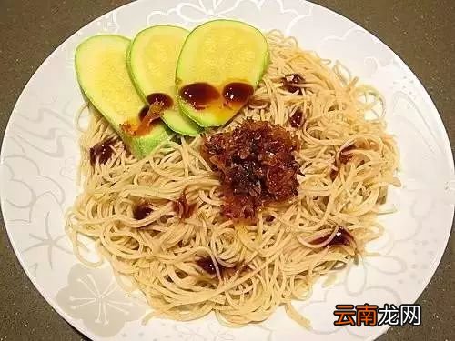 家常拌面的制作方法 多种拌面的美味制作