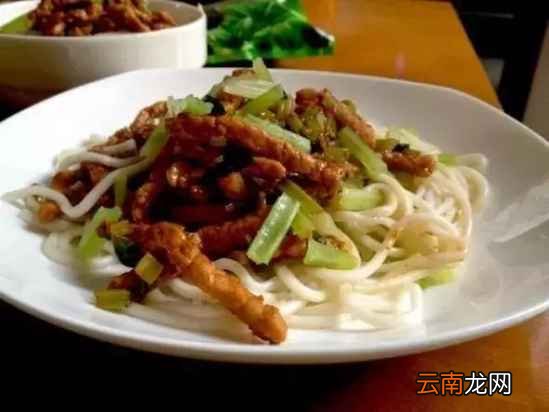 家常拌面的制作方法 多种拌面的美味制作