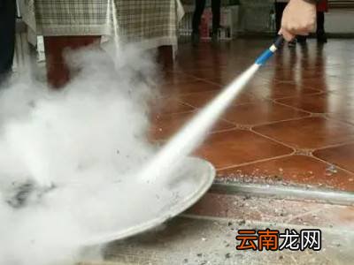 手提式灭火器的正确使用方法