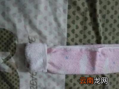 毛巾帽子折叠方法