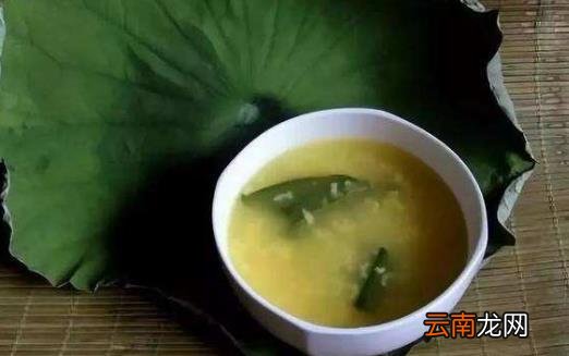 难熬的高温天气 降暑时该出汗时就出汗