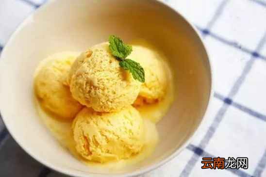自制冰淇淋简易做法 冰淇淋这样做好吃极了