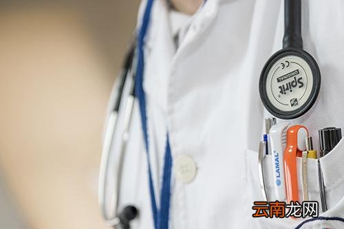 伤口可以用花露水消毒吗,花露水碰到伤口会怎样