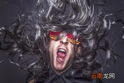 小苏打可以去头屑吗,怎么用小苏打去屑