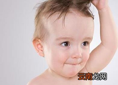 导致宝宝头发发黄的因素有哪些