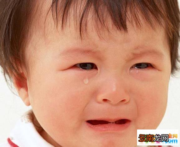 生活中宝宝爱哭怎么办
