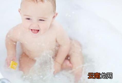 新生儿洗澡需要注意什么