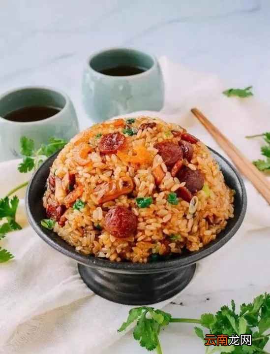 腊肠焖饭的家常做法 一款美味焖饭的做法