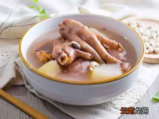 鸡爪的家常做法 鸡爪这样做简直馋死人