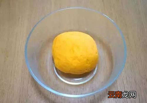 南瓜糯米丸子怎么做 南瓜糯米丸子简单做法