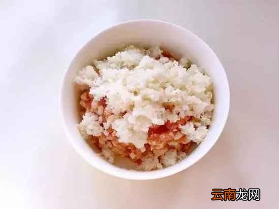 红烧狮子头的家常做法 红烧狮子头怎么做好吃