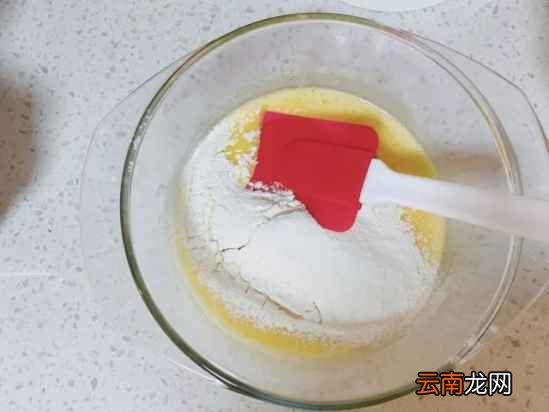 自制草莓蛋糕的做法 草莓蛋糕怎么做好吃