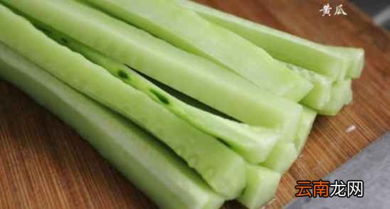 紫苏煎黄瓜的做法 黄瓜这样炒好吃极了