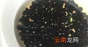 黑豆炖梨的做法及功效 黑豆这样吃功效翻倍