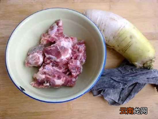 萝卜海带排骨汤的做法 一道营养美味汤的做法