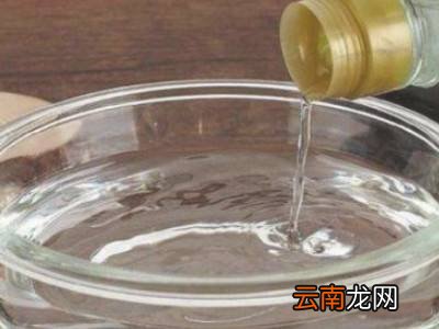 内裤黄黄的怎么洗干净