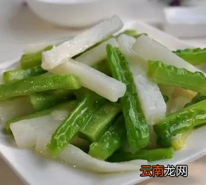 苦瓜家常菜谱做法 苦瓜这样做好吃又不苦