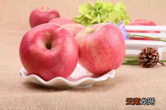 常吃苹果有什么好处 每天吃可以刮脂养颜